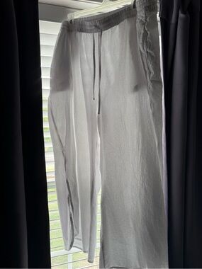 Women’s  Lightweight White Beach Drawstring Pants
